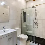 A Lovely 1br With Balcony Just Off The Coast By 360 Estates