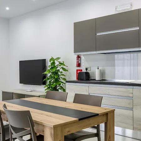 Apartmán A Lovely 1br With Balcony Just Off The Coast By 360 Estates Saint Julian's