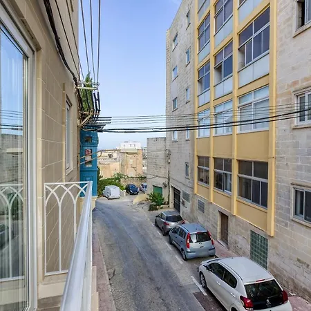 A Lovely 1br With Balcony Just Off The Coast By 360 Estates Saint Julian's